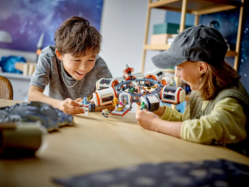 Lego City Modular Space Station 60433 - Image 4