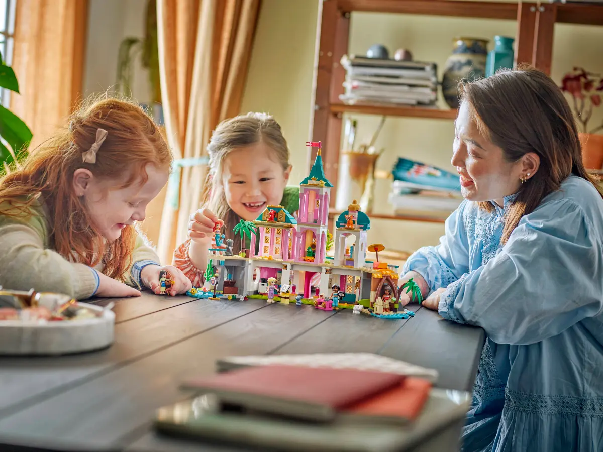 Lego Disney Princess Castle & Royal Pets 43267 - Image 5