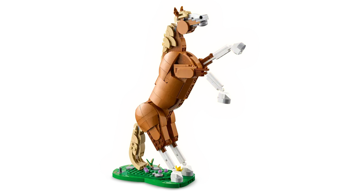 Lego Creator Beautiful Horse 31166 - Image 3