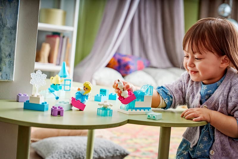 Lego Duplo Frozen Creative Box with Elisa and Olaf 10462 - Image 5