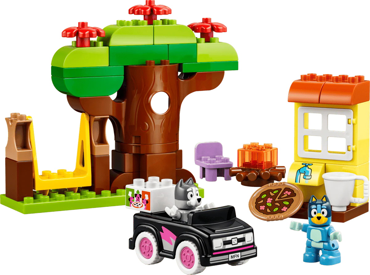 Lego Duplo Pizza Girls with Muffin and Bluey 10469 - Image 2
