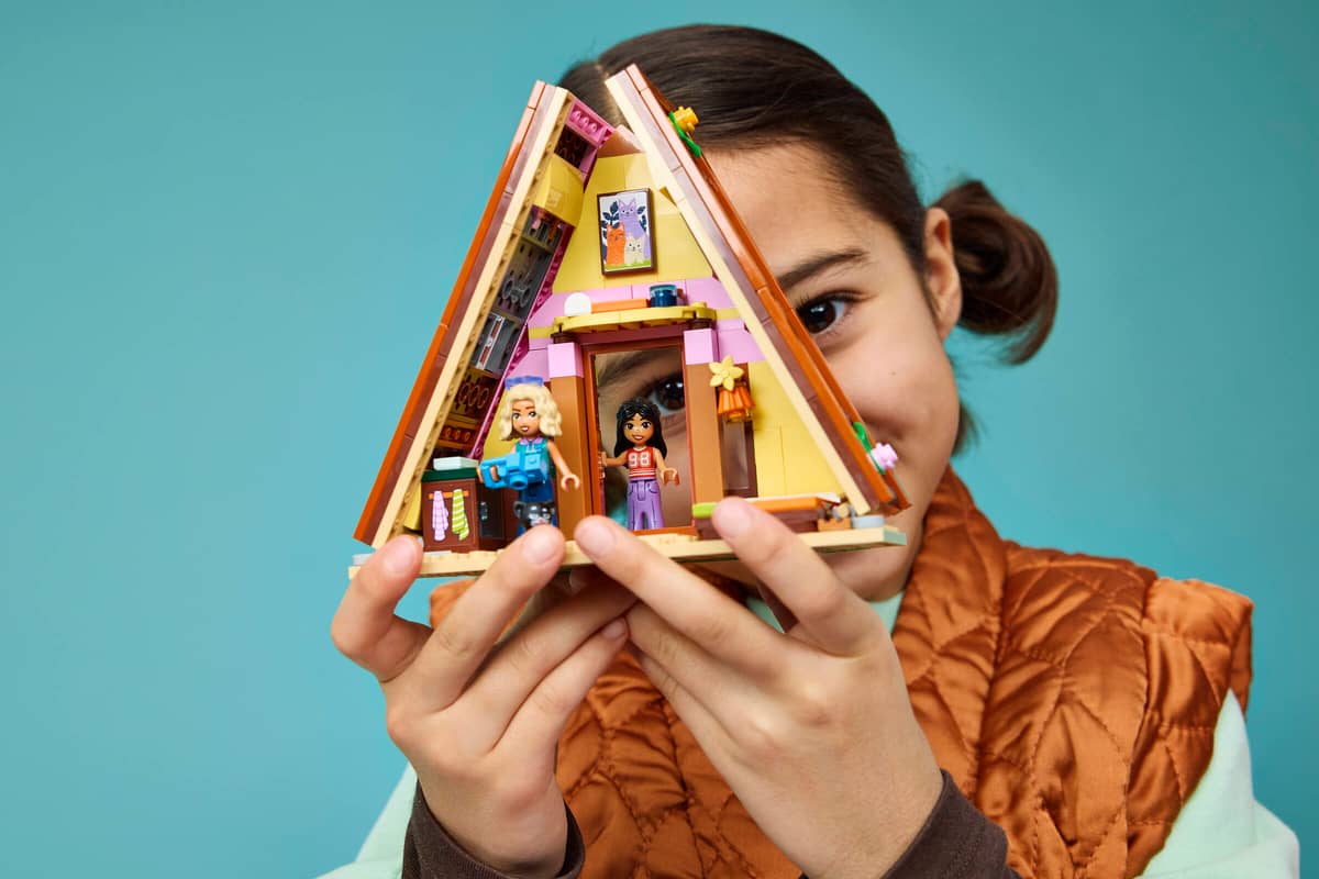 Lego Friends Nature Glamping Cabin 42682 - Image 4