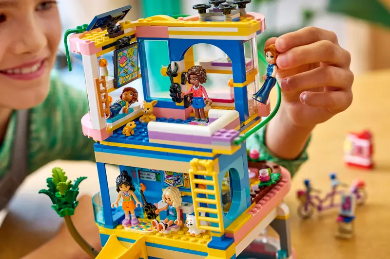 Lego Friends Heartlake City Friends Club House 42689 - Image 5