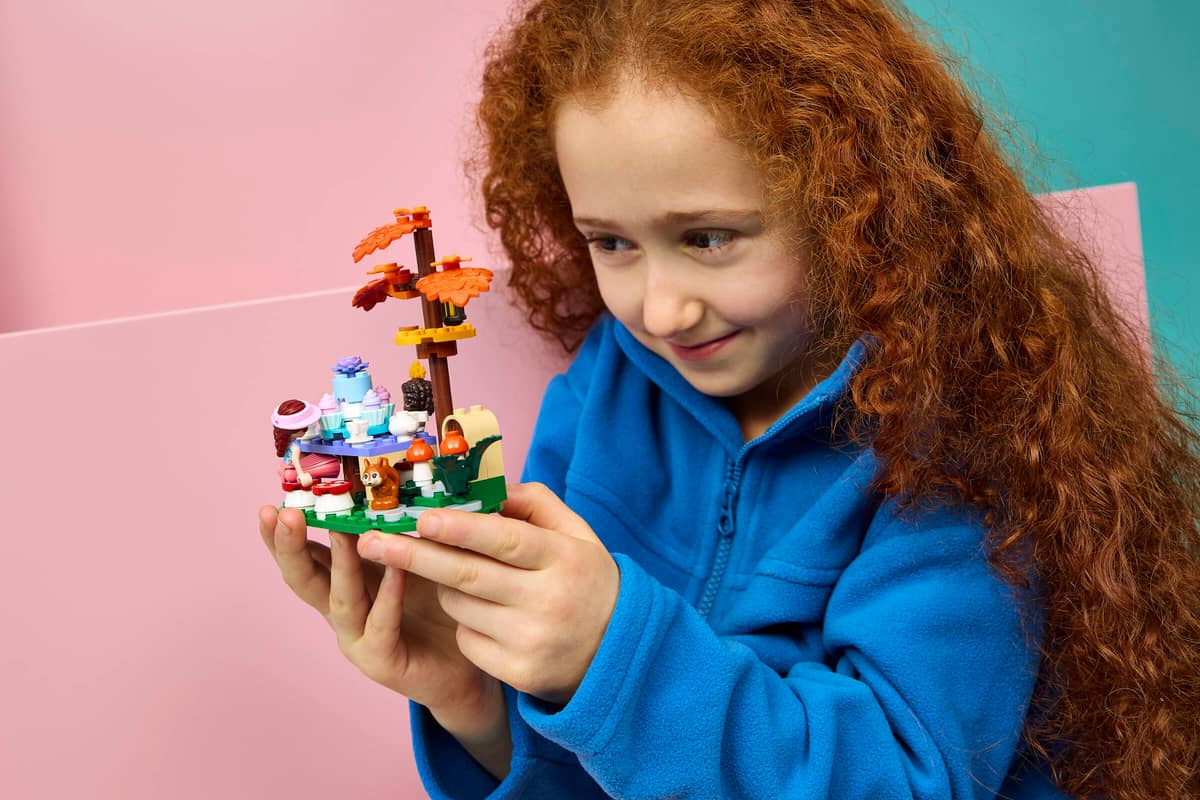 Lego Friends Forest Tea Party 42690 - Image 4