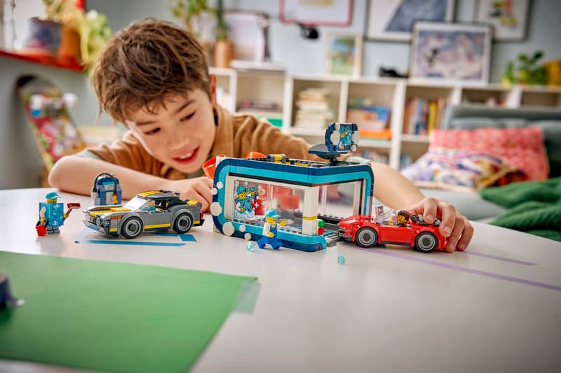 Lego City Drive-Through Car Wash 60497 - Image 10