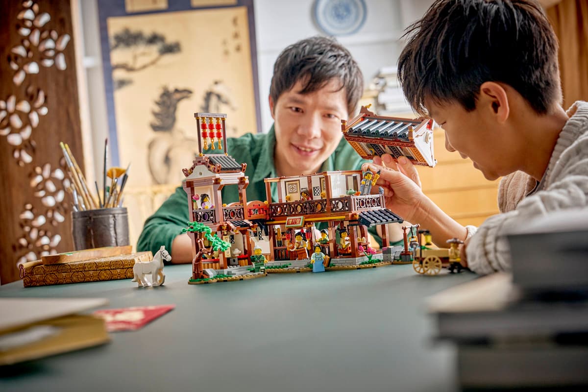 Lego Chinese NY Ancient Moon-Gazing Inn 80121 - Image 8