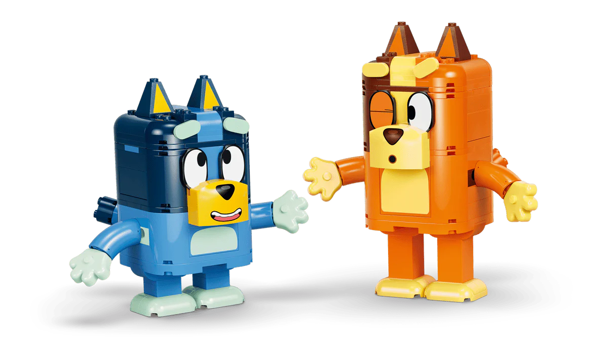 Lego Bluey Brick Built Bluey Family 11217 - Image 3