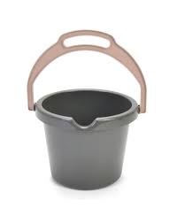 DT Green Bean Bucket with Pouring Lip