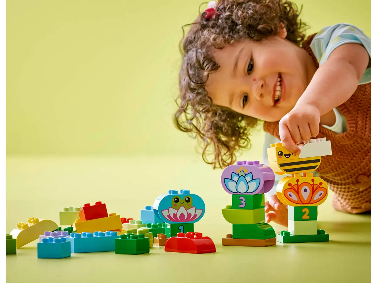 Lego Duplo Creative Garden & Flowers 10444 - Image 4