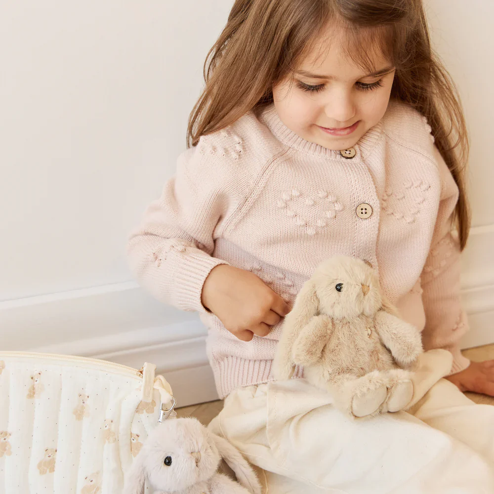 SB Penelope Key Charm Caramel - Image 3