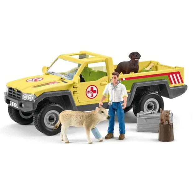 SC Vet Visit at Farm - Image 3